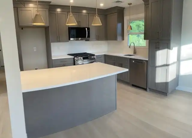 Property at 1512 Franklin St Unit 2, Rahway, NJ, 07065, 3 beds, 1 bath, [object Object]