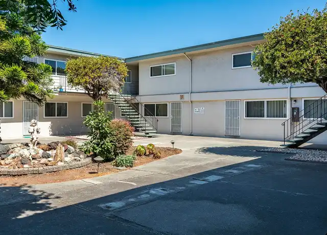 Property at Marina Apartments - 2265 Marina Blvd, San Leandro, CA, 94577, 1 bed, 1 bath, [object Object]