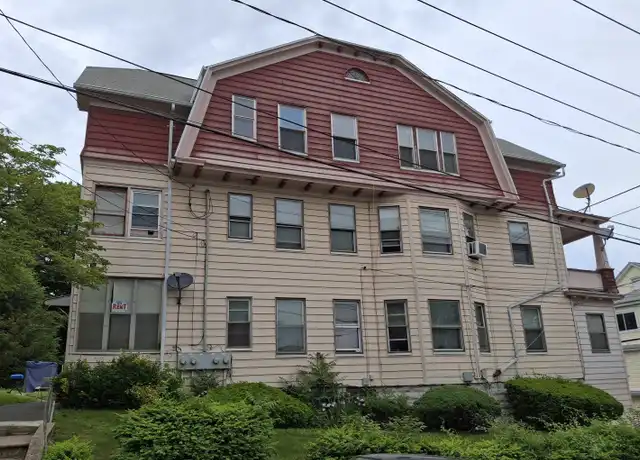 Property at 486 Wilson St Unit 3rd, Waterbury, CT, 06708, 2 beds, 1 bath, [object Object]