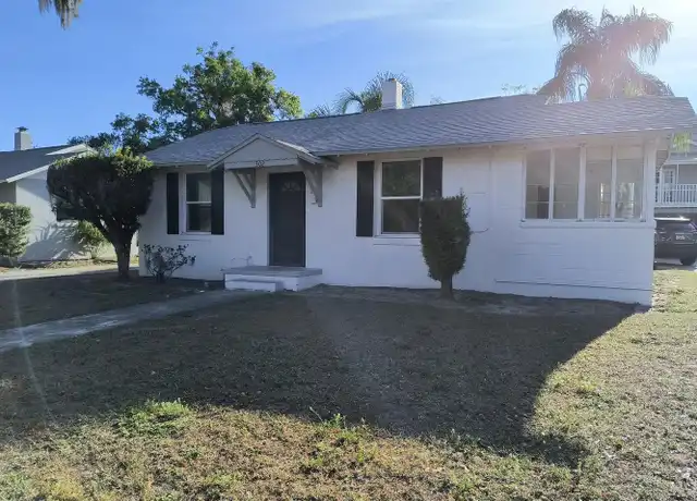 Property at 302 S 12th St, Leesburg, FL, 34748, 2 beds, 1 bath, [object Object]