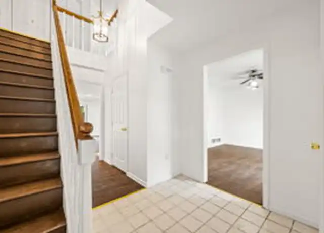 Property at 132 Pinecrest Ln Unit 132, King of Prussia, PA, 19406, 4 beds, 2.5 baths, [object Object]