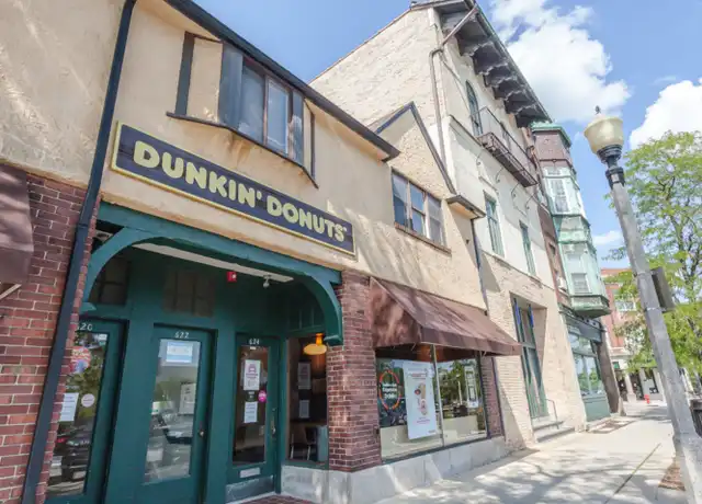 Property at 622 N Western Ave #1, Lake Forest, IL, 60045, 1 bed, 1 bath, [object Object]