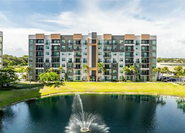 Property at 19275 NW 27th Ave Unit 4512, Miami Gardens, FL, 33056, 2 beds, 2 baths, [object Object]