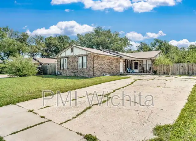 Property at 3216 S Walnut St, Wichita, KS, 67217, 3 beds, 1 bath, [object Object]
