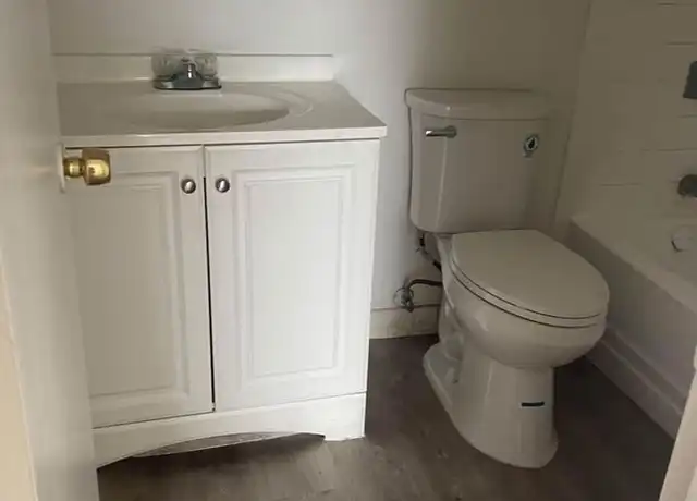 Property at 4824 E Busch Blvd Unit 4812-7, Tampa, FL, 33617, 1 bed, 1 bath, [object Object]
