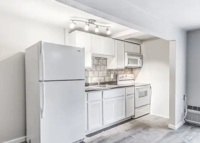 Property at 3392 High Ridge Blvd, High Ridge, MO, 63049, 2 beds, 1 bath, [object Object]