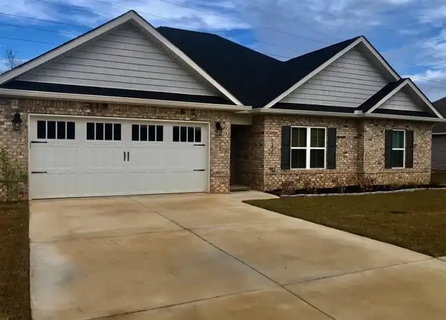 Property at 631 Broderick Cir, Warner Robins, GA, 31088, 4 beds, 2 baths, [object Object]