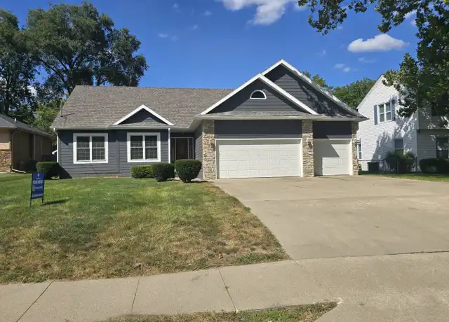 Property at 6705 Madison Ave, Urbandale, IA, 50322, 3 beds, 3.5 baths, [object Object]