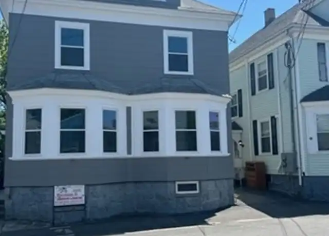 Property at 9 E Collins St Unit 1, Salem, MA, 01970, 3 beds, 1 bath, [object Object]