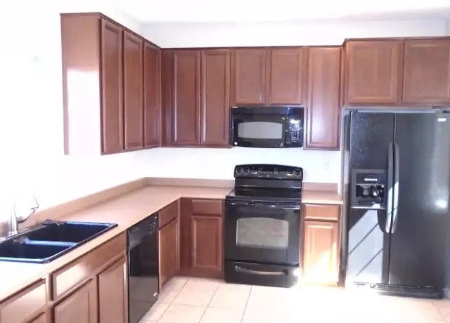 Property at 419 N Ranger Ct, Gilbert, AZ, 85234, 3 beds, 2.5 baths, [object Object]