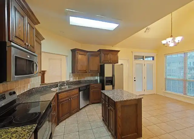 Property at 8102 SW Cherokee Ave, Lawton, OK, 73505, 3 beds, 3 baths, [object Object]
