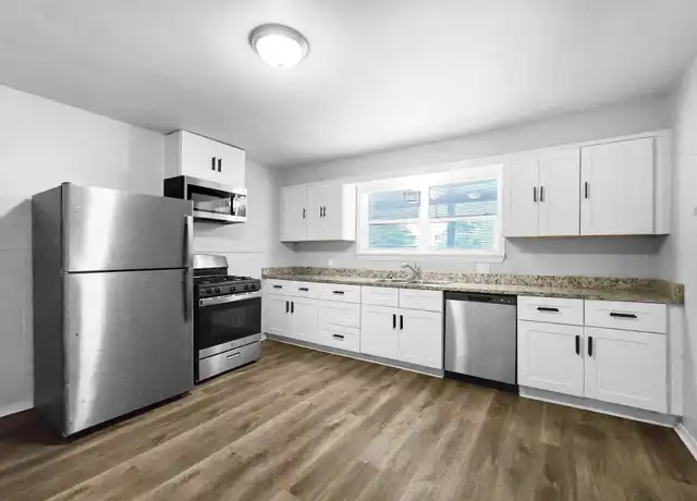 Property at 904 Bales St, Cleburne, TX, 76033, 3 beds, 1.5 baths, [object Object]