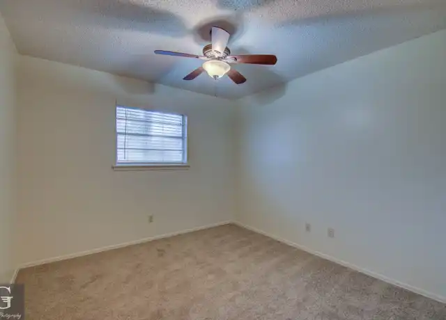 Property at 503 Yale Pl, Bossier City, LA, 71111, 4 beds, 2 baths, [object Object]