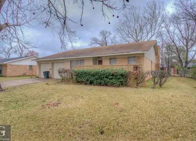 Property at 503 Yale Pl, Bossier City, LA, 71111, 4 beds, 2 baths, [object Object]