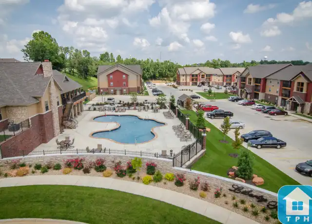 Property at 108 Liberty Pkwy, St Robert, MO, 65584, 3 beds, 2 baths, [object Object]