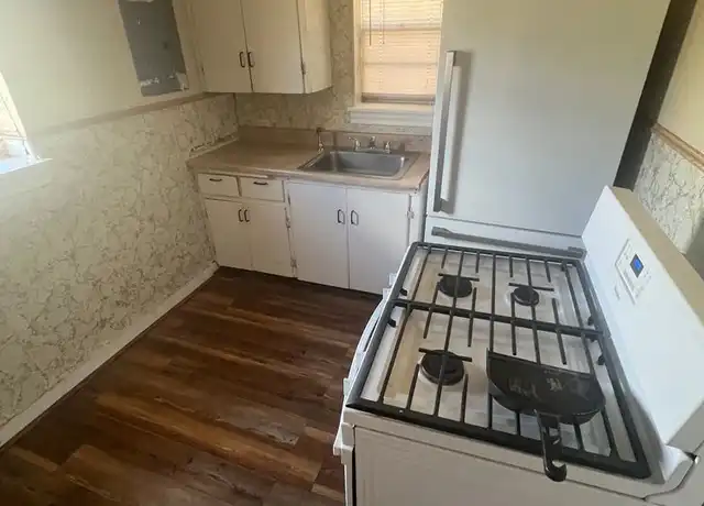Property at 201 N Tennessee St, Amarillo, TX, 79106, 2 beds, 1 bath, [object Object]