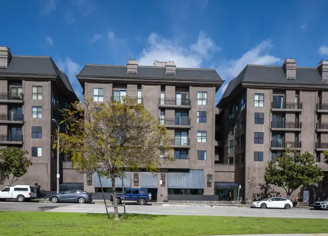 Property at 8813 Burton Way Unit 216D, Los Angeles, CA, 90048, 0 beds, 1 bath, [object Object]