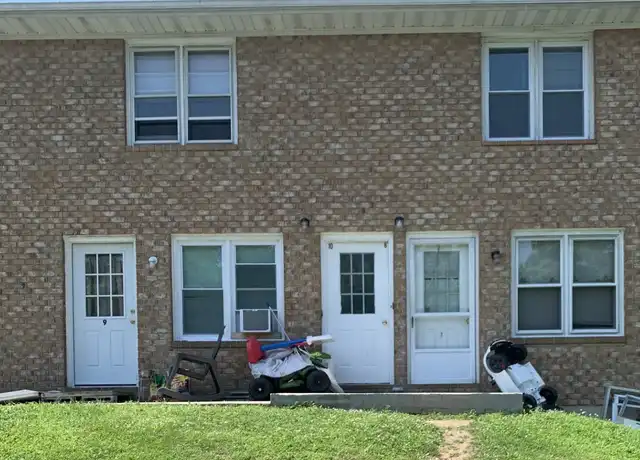 Property at 3244 Eagle School Rd Unit 8, Martinsburg, WV, 25404, 2 beds, 1 bath, [object Object]
