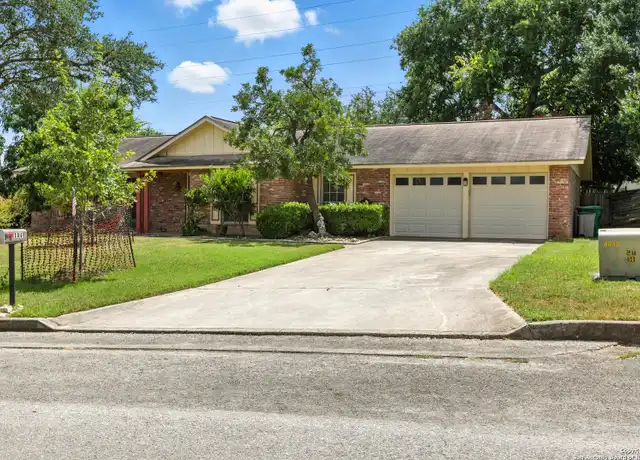 Property at 106 Laural Ln, Universal City, TX, 78148, 4 beds, 2 baths, [object Object]