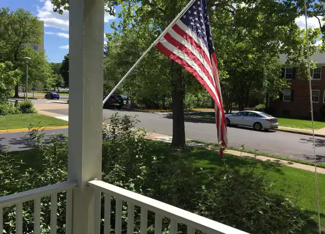 Property at 6700 W Wakefield Dr Unit A2, Alexandria, VA, 22307, 2 beds, 1 bath, [object Object]