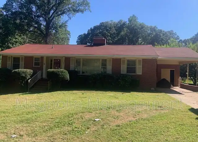 Property at 226 Zollicoffer Ave, Henderson, NC, 27536, 2 beds, 1.5 baths, [object Object]