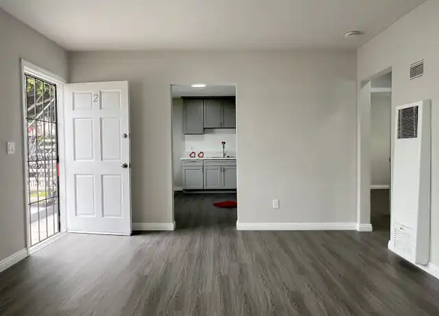 Property at 1135 Olive Ave Unit 1175 2, Long Beach, CA, 90813, 2 beds, 1 bath, [object Object]