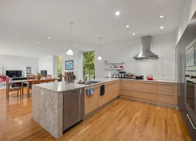 Property at 35 Thornberry Rd, Winchester, MA, 01890, 4 beds, 3.5 baths, [object Object]