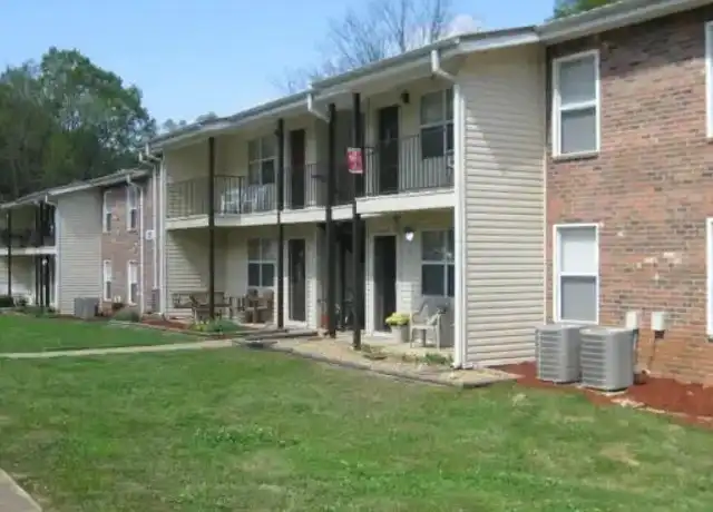 Property at 380 Regal St, Winfield, AL, 35594, 2 beds, 1 bath, [object Object]
