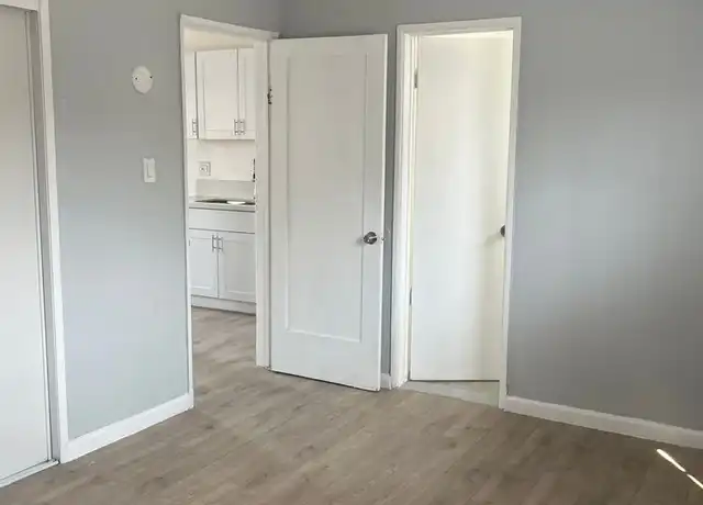 Property at 11718 Budlong Ave Unit 20-02, Los Angeles, CA, 90044, 1 bed, 1 bath, [object Object]