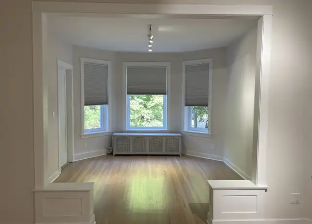 Property at 5014 N Major Ave Unit 2, Chicago, IL, 60630, 3 beds, 1 bath, [object Object]