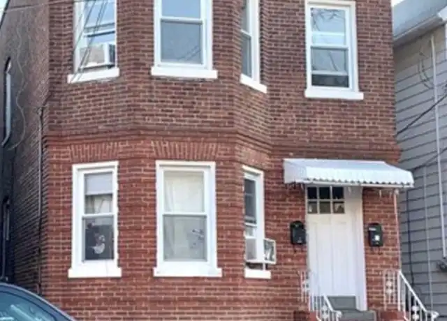Property at 112 Tappan St Unit 2, Kearny, NJ, 07032, 2 beds, 1 bath, [object Object]