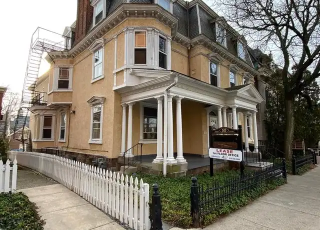 Property at 50 E Court St Unit 3, Doylestown, PA, 18901, 1 bed, 1 bath, [object Object]