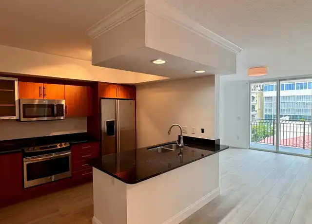 Property at 600 S Dixie Hwy #533, West Palm Beach, FL, 33401, 2 beds, 2 baths, [object Object]
