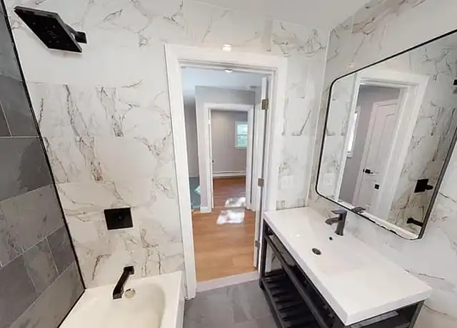 Property at 224 Grove Ave, Cedarhurst, NY, 11516, 2 beds, 1 bath, [object Object]
