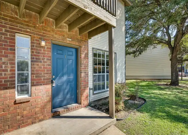 Property at 1824 River Crossing Cir Unit D, Austin, TX, 78741, 2 beds, 2.5 baths, [object Object]