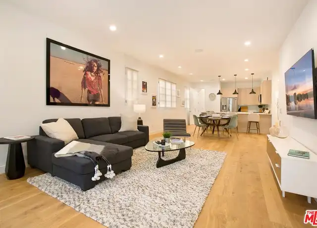 Property at 418 N Stanley Ave Unit 420, Los Angeles, CA, 90036, 2 beds, 3 baths, [object Object]