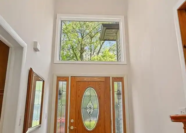 Property at 2 Walker Ct, Greenwich, CT, 06831, 5 beds, 3 baths, [object Object]