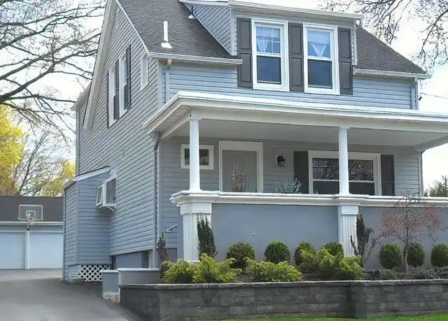 Property at 252 Manchester Ave, North Haledon, NJ, 07508, 2 beds, 1 bath, [object Object]