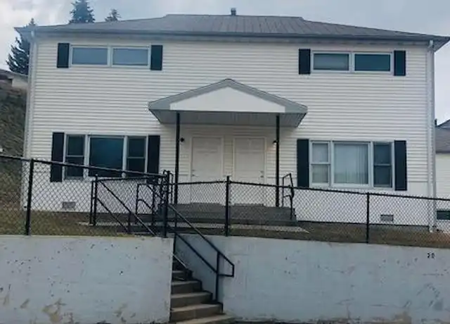 Property at 1320 3rd St NE, Minot, ND, 58703, 3 beds, 1.5 baths, [object Object]