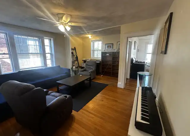 Property at 25 Fairfield St Unit 6, Cambridge, MA, 02140, 3 beds, 1 bath, [object Object]