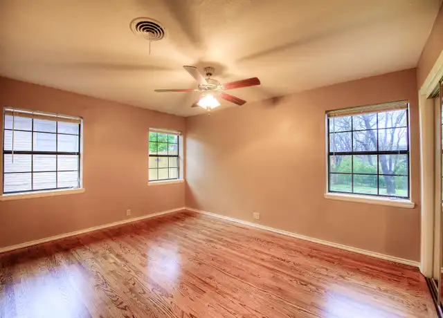 Property at 804 Gaye Ln, Arlington, TX, 76012, 3 beds, 2 baths, [object Object]