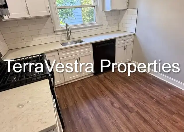 Property at 326 S 5th St Unit 328, Millville, NJ, 08332, 3 beds, 1 bath, [object Object]