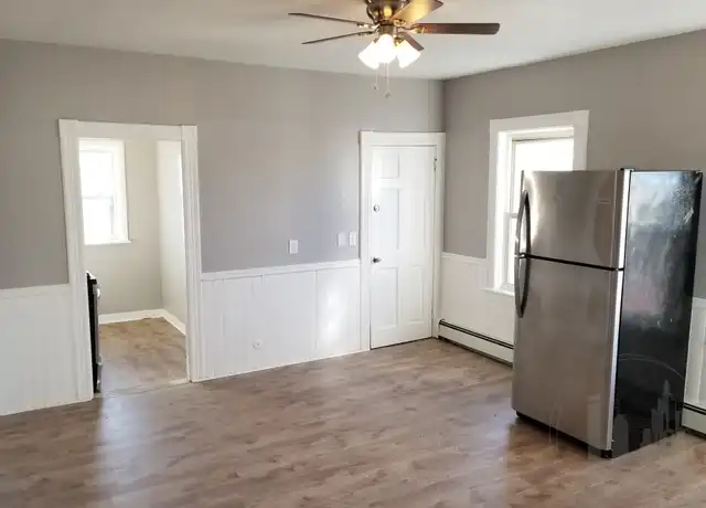 Property at 55 John St, Pawtucket, RI, 02861, 3 beds, 1 bath, [object Object]