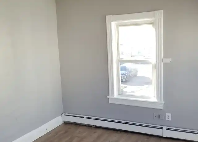 Property at 55 John St, Pawtucket, RI, 02861, 3 beds, 1 bath, [object Object]