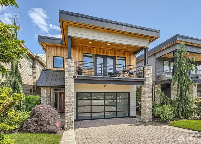 Property at 1240 4th St W, Kirkland, WA, 98033, 4 beds, 2.5 baths, [object Object]