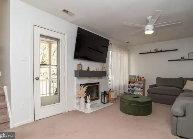 Property at 94 Catherine Ct, Levittown, PA, 19057, 2 beds, 1.5 baths, [object Object]