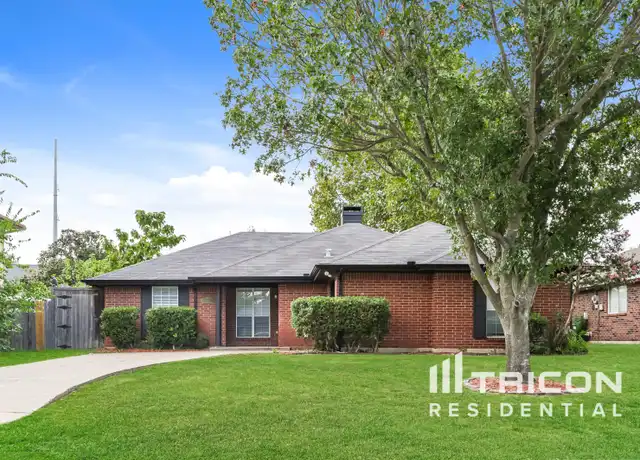 Property at 335 Pin Oak Ln, Royse City, TX, 75189, 3 beds, 2 baths, [object Object]