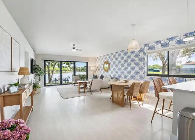 Property at 126 Club Dr, Palm Beach Gardens, FL, 33418, 2 beds, 2 baths, [object Object]
