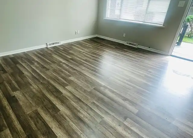 Property at 306 N Jackson St Unit 306-9, Salisbury, NC, 28144, 2 beds, 1 bath, [object Object]