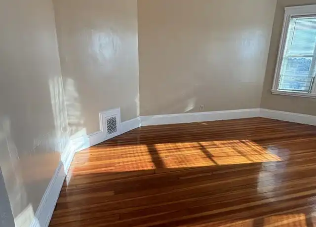 Property at 99 Draper St, Dorchester, MA, 02122, 3 beds, 1 bath, [object Object]